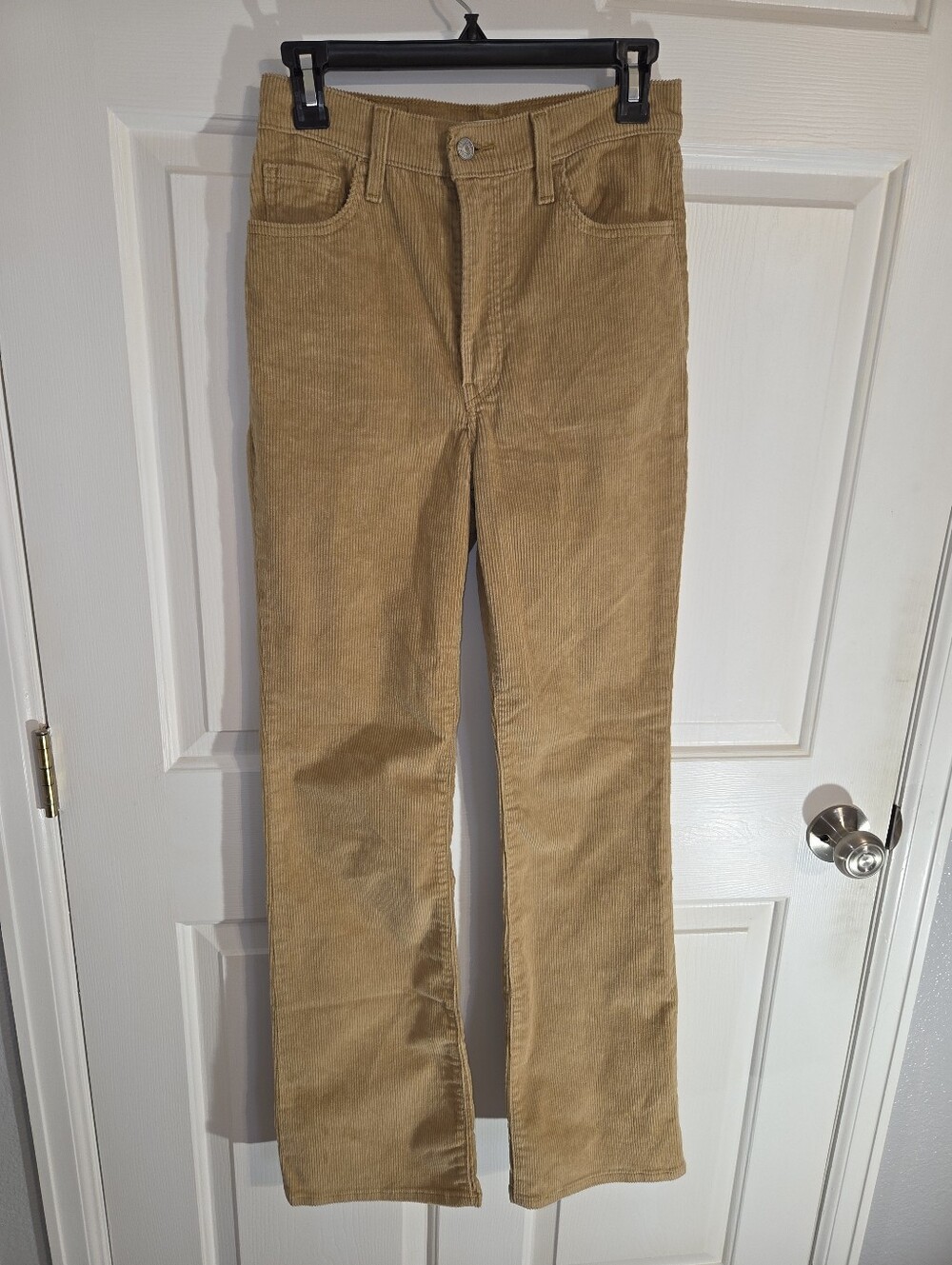 Levi’s Ribcage Cord Flare in Tan Size 26